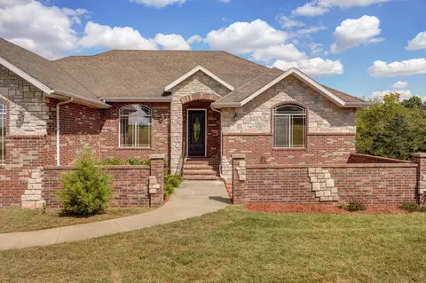 400 N Brighton Dr, Ozark, MO 65721 photo 4