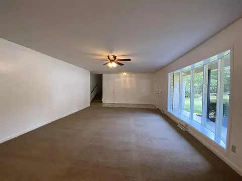 3132 W Ellison Dr, Springfield, MO 65810 photo 4