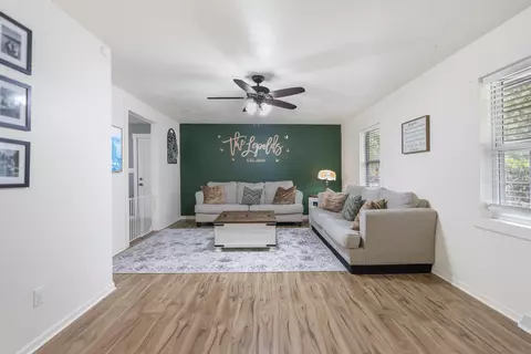 2230 W Cynthia St, Springfield, MO 65810 photo 5