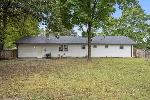 2230 W Cynthia St, Springfield, MO 65810 photo 32