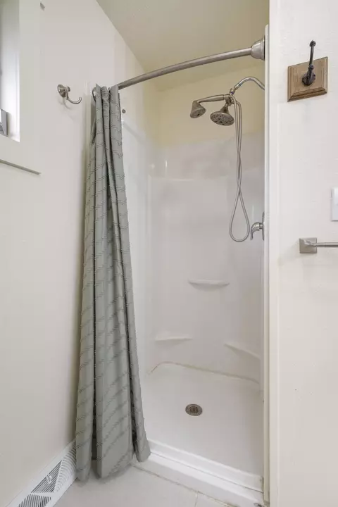 2230 W Cynthia St, Springfield, MO 65810 photo 21
