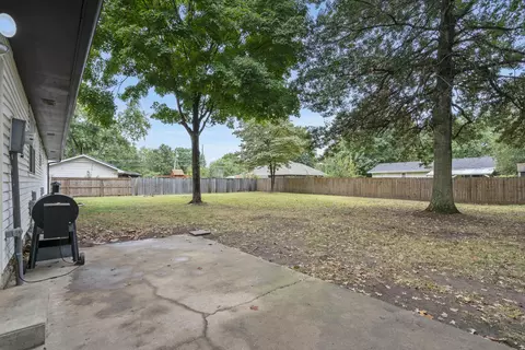2230 W Cynthia St, Springfield, MO 65810 photo 28
