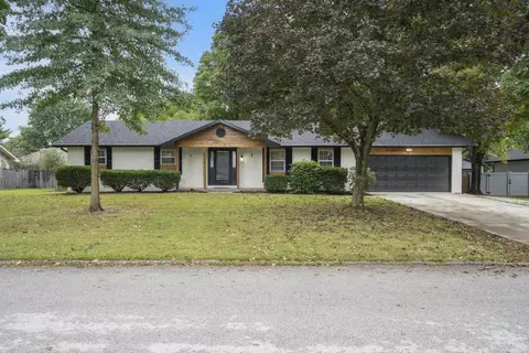 2230 W Cynthia St, Springfield, MO 65810 photo 2