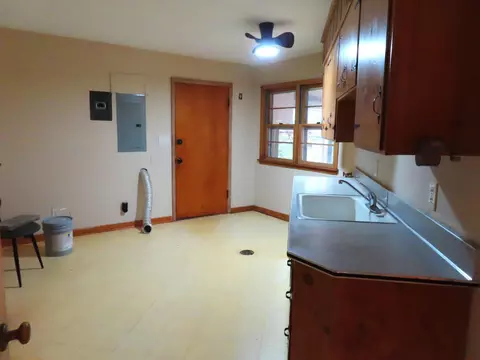 1350 E Central St, Springfield, MO 65802 photo 12