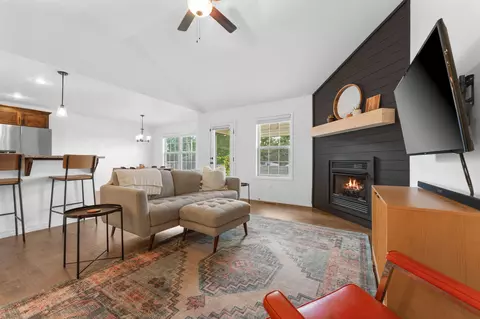 821 E Baracuda Dr, Nixa, MO 65714 photo 5