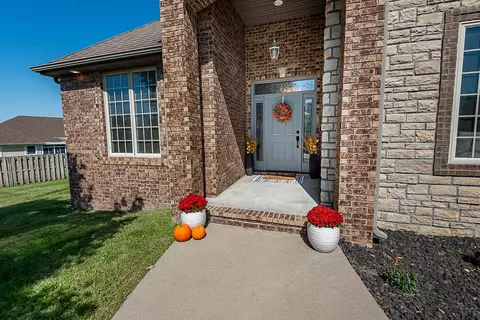 705 W Laverne Dr, Nixa, MO 65714 photo 5