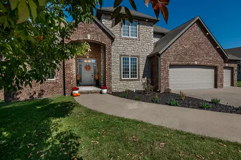 705 W Laverne Dr, Nixa, MO 65714 photo 4