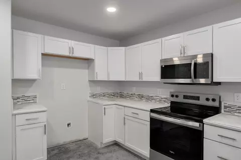 2541 W Page Street St, Springfield, MO 65802 photo 8