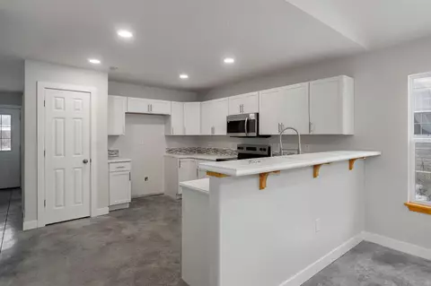 2541 W Page Street St, Springfield, MO 65802 photo 5