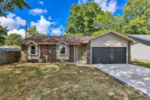 2643 S Fremont Ave, Springfield, MO 65804