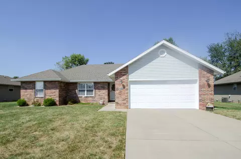 343 E Whitethorn Dr, Republic, MO 65738 photo 1