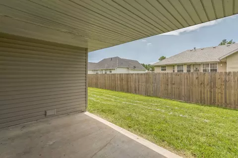 1006 Care Ave, Nixa, MO 65714 photo 17