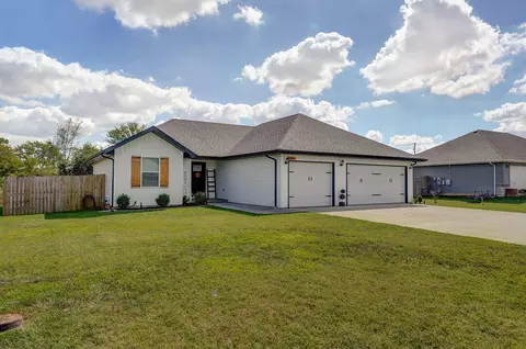546 Ashley St, Republic, MO 65738 photo 3
