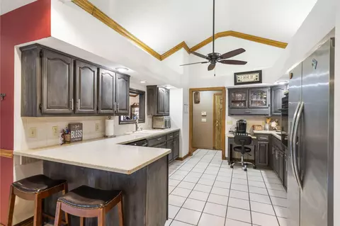1963 S Brittany Pl, Springfield, MO 65809 photo 17