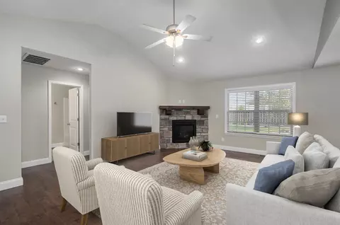 1909 E Maricopa Ave, Ozark, MO 65721 photo 5