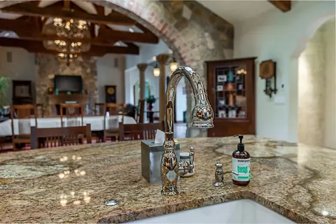 Kitchen - 1000 E Greenbridge Rd, Ozark, MO 65721 photo 7 of 10