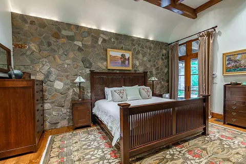 Bedroom - 1000 E Greenbridge Rd, Ozark, MO 65721 photo 2 of 7