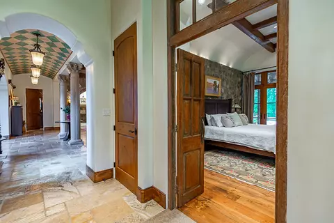 Entry Way - 1000 E Greenbridge Rd, Ozark, MO 65721 photo 7 of 19