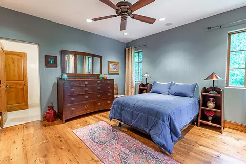Bedroom - 1000 E Greenbridge Rd, Ozark, MO 65721 photo 5 of 7