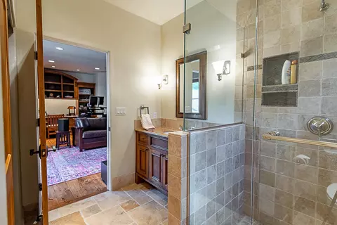 Bath - 1000 E Greenbridge Rd, Ozark, MO 65721 photo 13 of 13