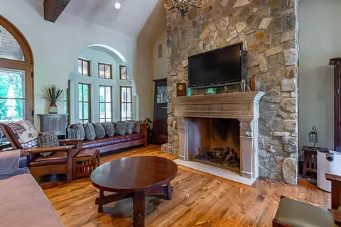 Living - 1000 E Greenbridge Rd, Ozark, MO 65721 photo 2 of 7