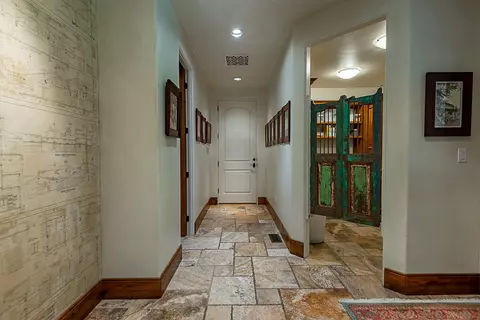 Entry Way - 1000 E Greenbridge Rd, Ozark, MO 65721 photo 3 of 19
