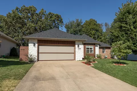 5151 E Cherry Pl, Springfield, MO 65809 photo 3