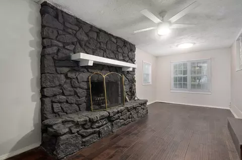 2751 W Lincoln St, Springfield, MO 65802 photo 9