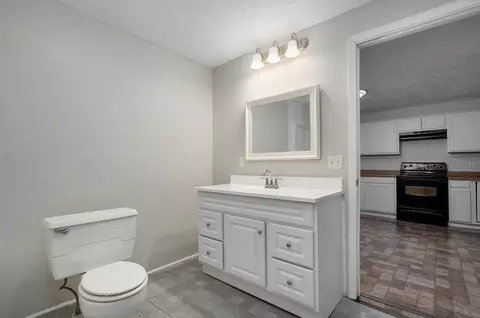 2751 W Lincoln St, Springfield, MO 65802 photo 16