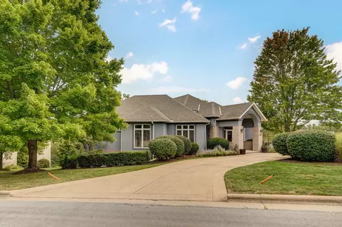 3494 E Bluff Point Dr, Ozark, MO 65721 photo 2