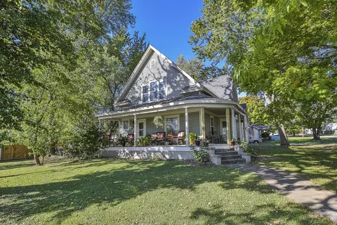 507 S Clay St, Marshfield, MO 65706 photo 1