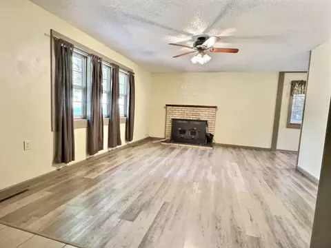 1311 Sixth St, Monett, MO 65708 photo 6