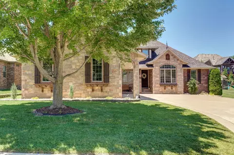 8316 Rolling Hills Dr, Nixa, MO 65714 photo 2