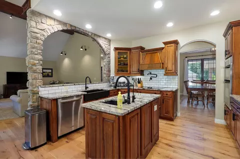 8316 Rolling Hills Dr, Nixa, MO 65714 photo 18