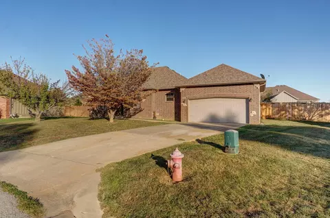 5516 N 11th Ave, Ozark, MO 65721 photo 2