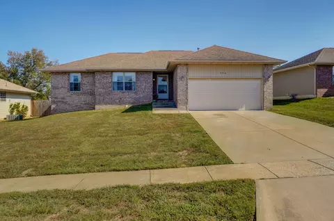 3340 S Barrington Ave, Springfield, MO 65807 photo 2