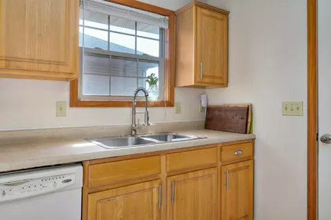 3340 S Barrington Ave, Springfield, MO 65807 photo 13
