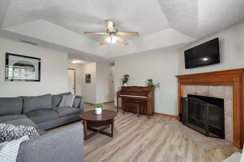 3340 S Barrington Ave, Springfield, MO 65807 photo 6