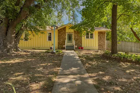 4968 S Mccann Ave, Springfield, MO 65804 photo 2