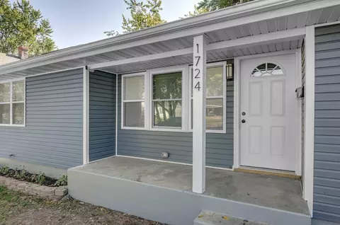 1724 W Olive St, Springfield, MO 65802 photo 4