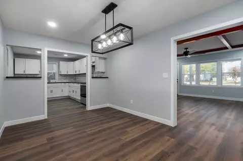 1724 W Olive St, Springfield, MO 65802 photo 9