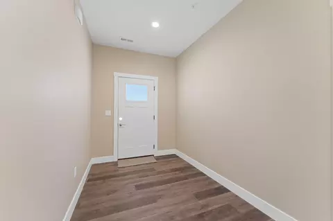 Entry Way - 145 Snapper St, Branson, MO 65616 photo 1 of 2