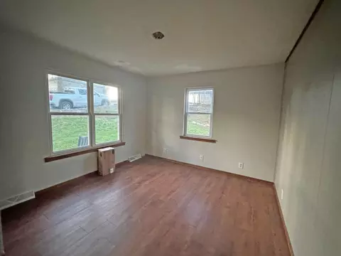 1505 S 4th Ave, Ozark, MO 65721 photo 2