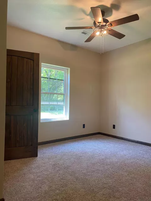801 Robin Rd, Mountain Grove, MO 65711 photo 12
