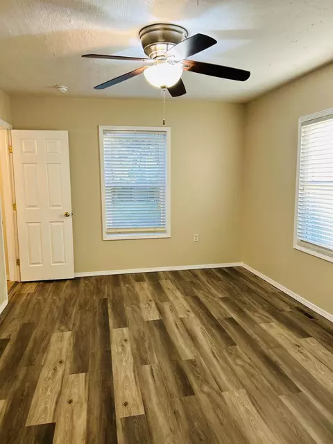 1626 W Atlantic St, Springfield, MO 65803 photo 6