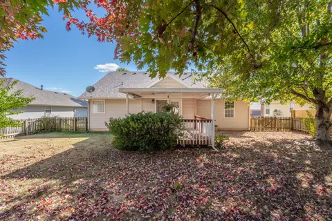 1025 W Thorngate Dr, Ozark, MO 65721 photo 6