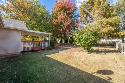 1025 W Thorngate Dr, Ozark, MO 65721 photo 5