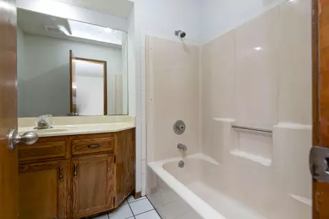 4738 W La Siesta St, Springfield, MO 65802 photo 20