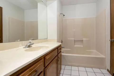4738 W La Siesta St, Springfield, MO 65802 photo 15