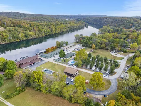 View/Area - 272 Valencia Rd #2, Branson, MO 65616 photo 2 of 12